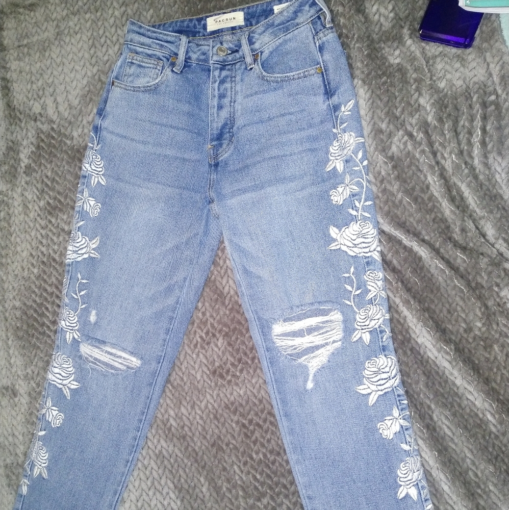Pacsun Rose Embroidered Mom Jeans